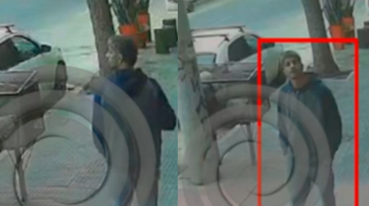 Claudio Barrelier cruzando la calle desde su casa en Córdoba