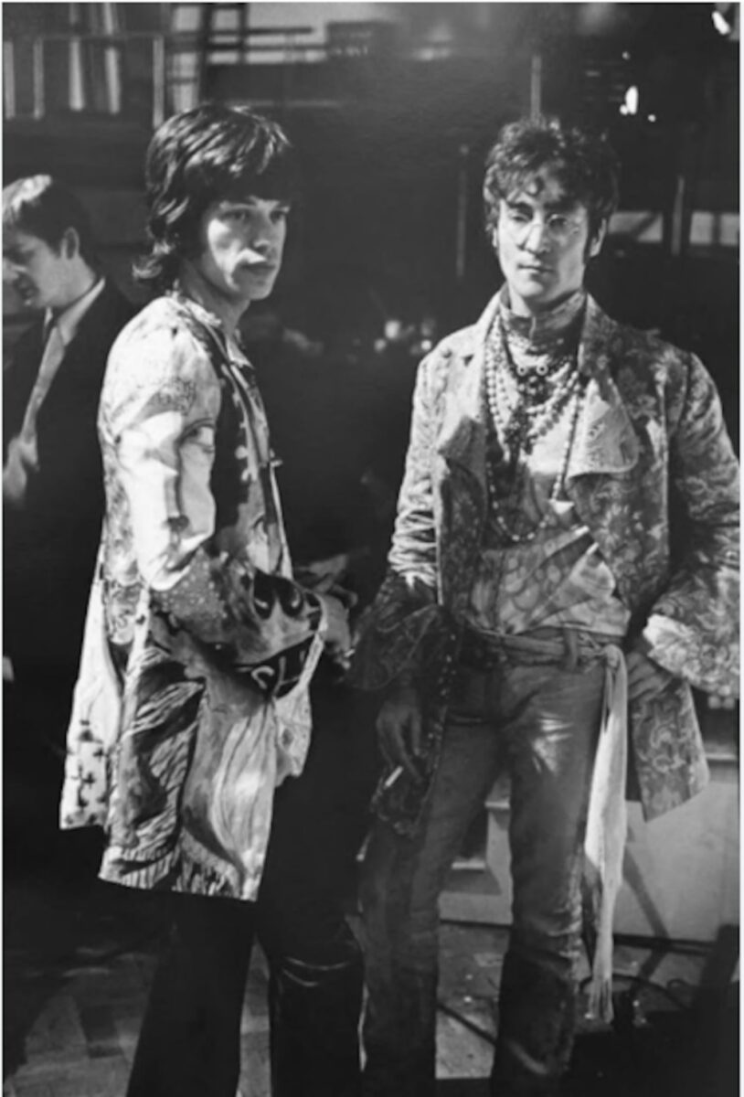 John Lennon y Paul McCartney en una imagen histórica de los años 60