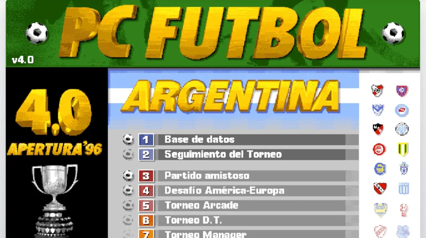 Pantalla de inicio del juego PC Fútbol 4.0 con opciones de torneo y amistosos