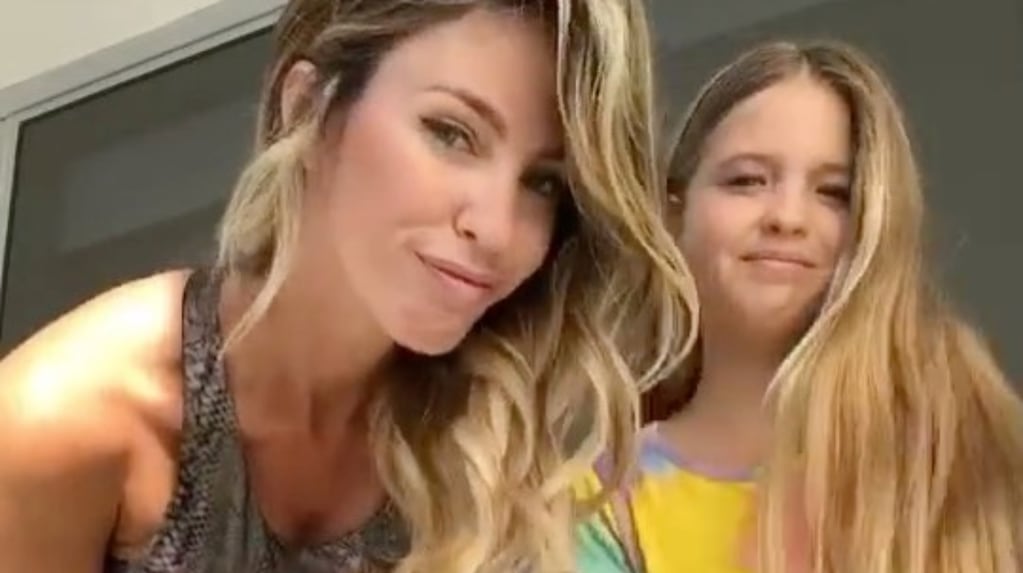 Rocío Guirao Díaz y su hija Aitana celebrando su cumpleaños