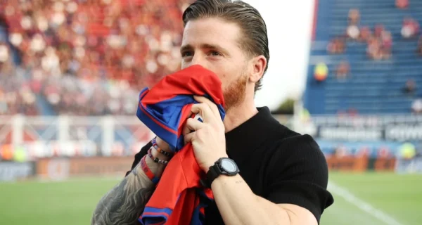 Iker Muniain nuevo director técnico de San Lorenzo