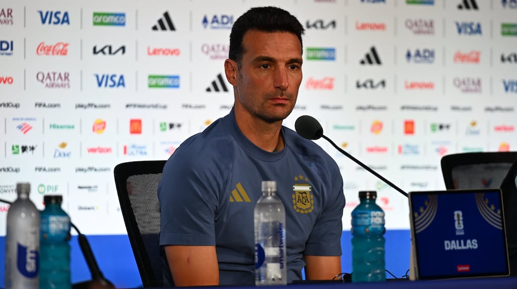 Lionel Scaloni en conferencia de prensa tras el partido contra Austria