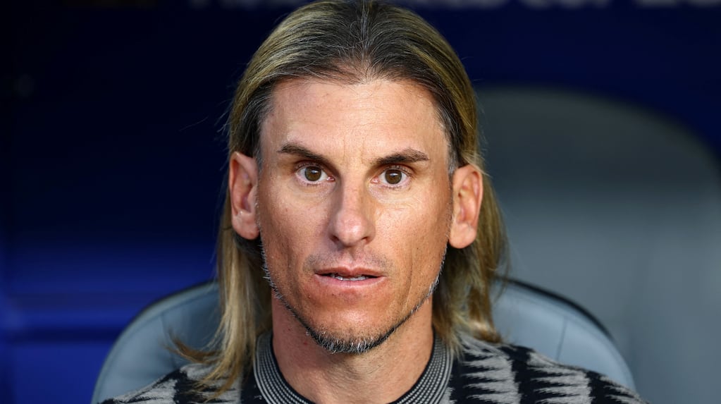 Sebastián Beccacece dirigiendo a la selección de Ecuador en el Mundial 2026