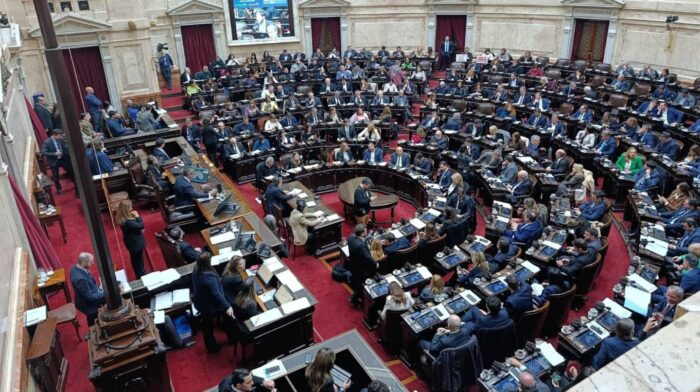 Vista general de la Cámara de Diputados durante una sesión clave con Martín Menem al frente