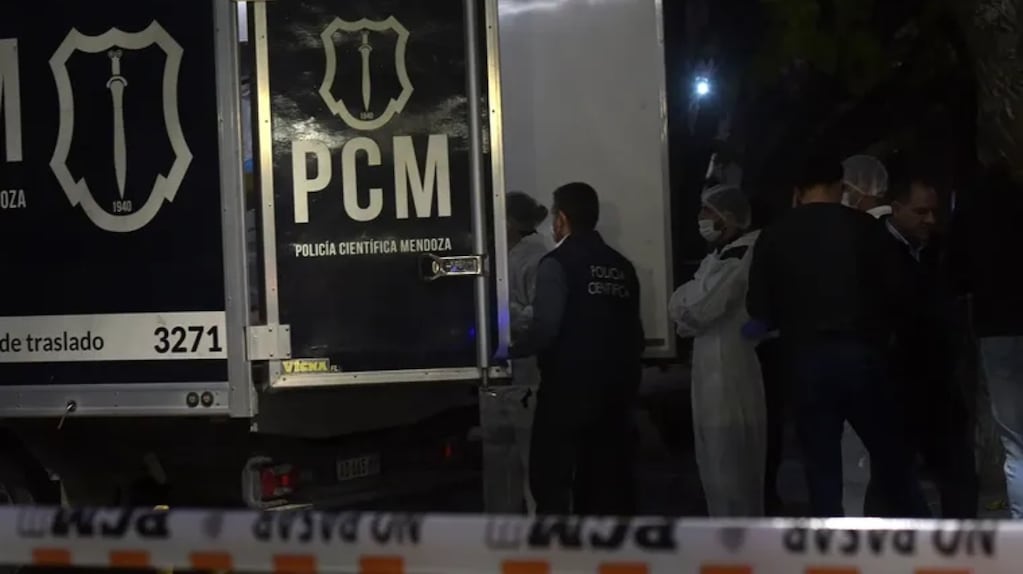 Playa de estacionamiento en Mendoza donde ocurrió el suicidio