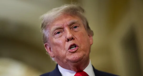 Donald Trump denuncia ataque iraní en el Estrecho de Ormuz