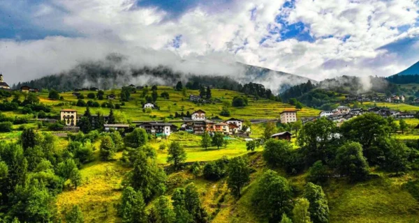 Paisaje de Palù del Fersina en Italia