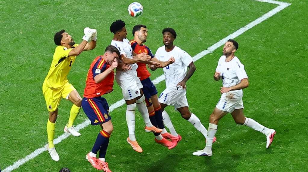 Vozinha, arquero de Cabo Verde, durante un partido del Mundial 2026