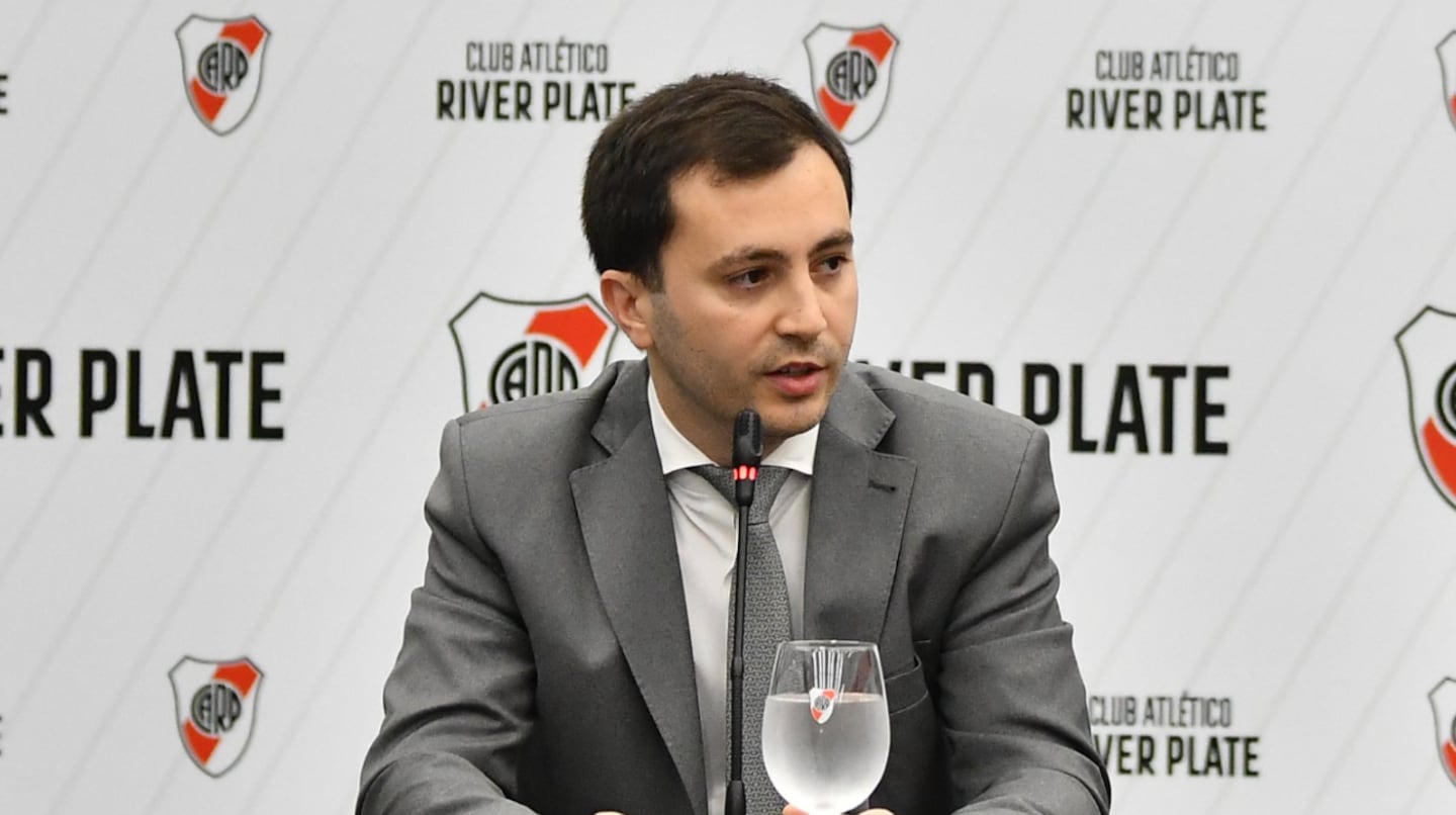 Stefano Di Carlo, presidente de River Plate, durante una conferencia de prensa