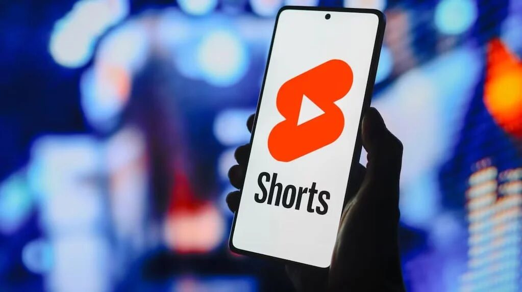 Interfaz de YouTube con Shorts