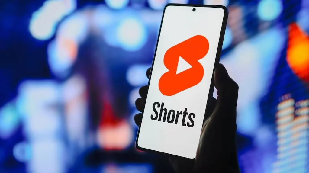 Interfaz de YouTube con Shorts