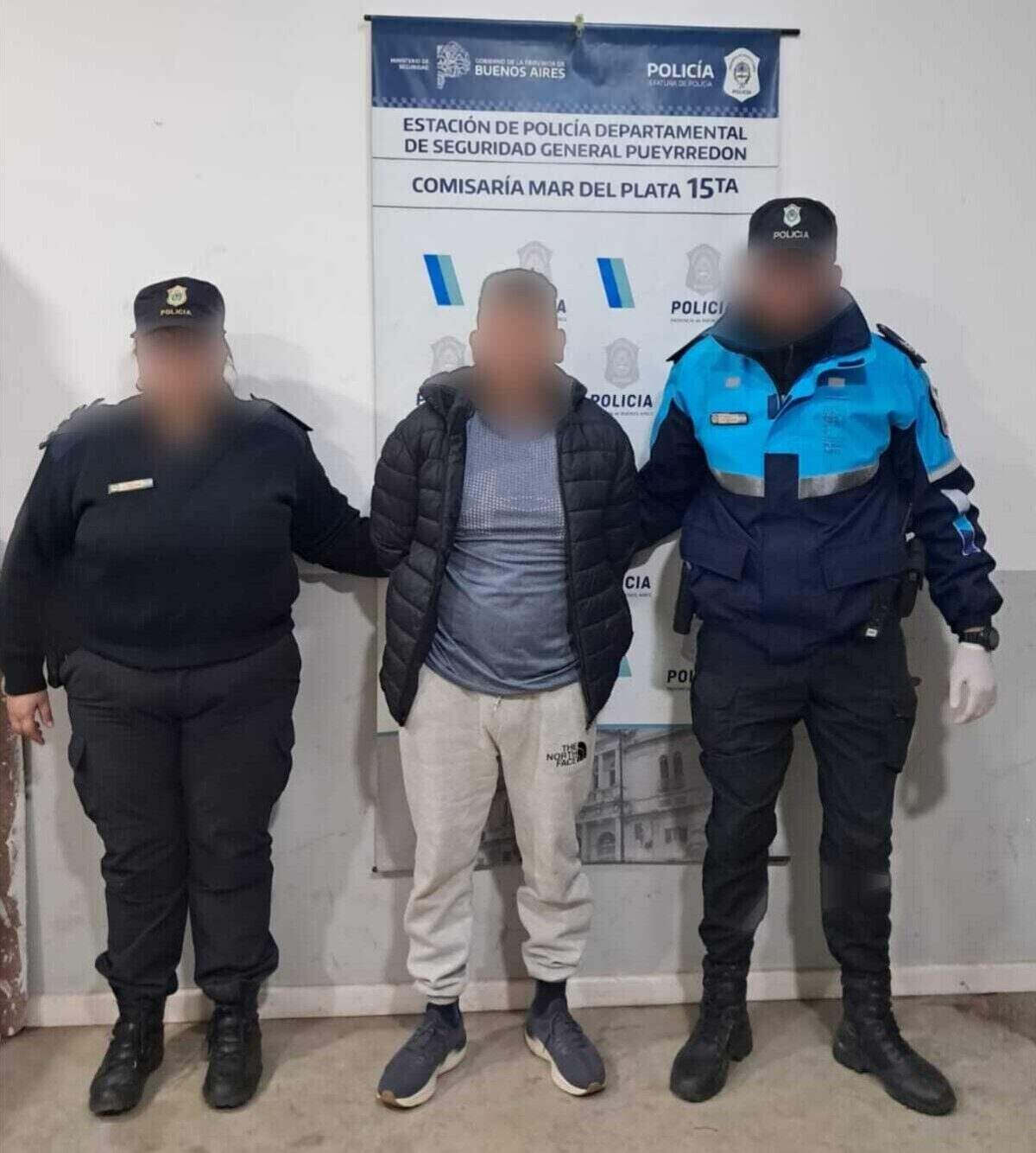 Tres policías en la comisaría de Mar del Plata con un detenido tras un homicidio