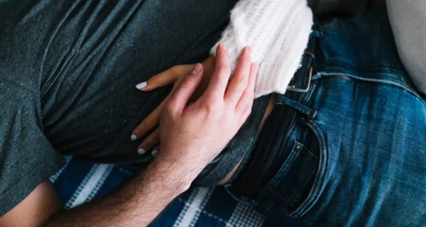 Rellenos dérmicos para agrandar el pene en una clínica