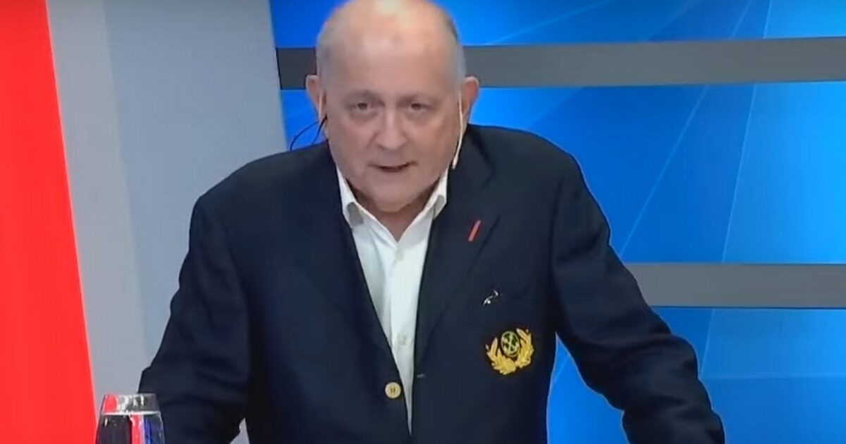 Chiche Gelblung en el Sanatorio Mater Dei