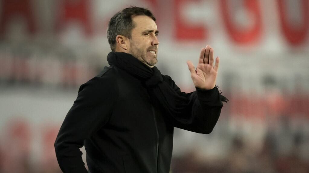 Eduardo Coudet en conferencia de prensa tras la derrota de River