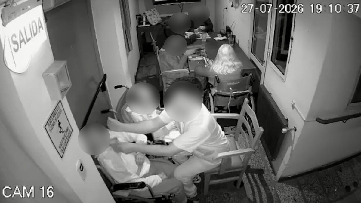 Enfermero agrediendo a anciana en geriátrico de Mar del Plata