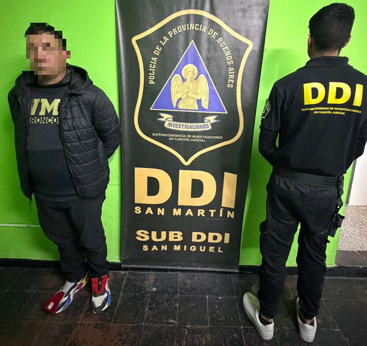 Detenidos por la policía en Grand Bourg tras agredir a un adolescente con un machete