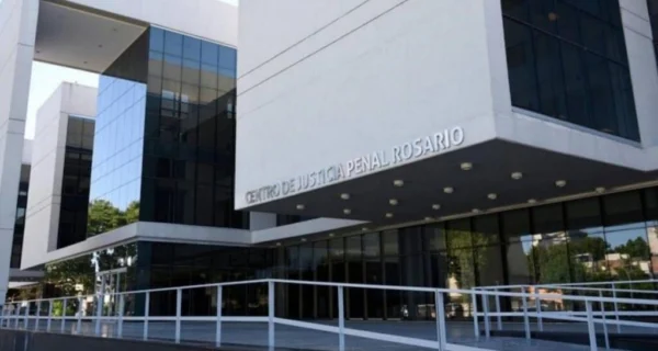 Detención de expolicías en Rosario por asesinato