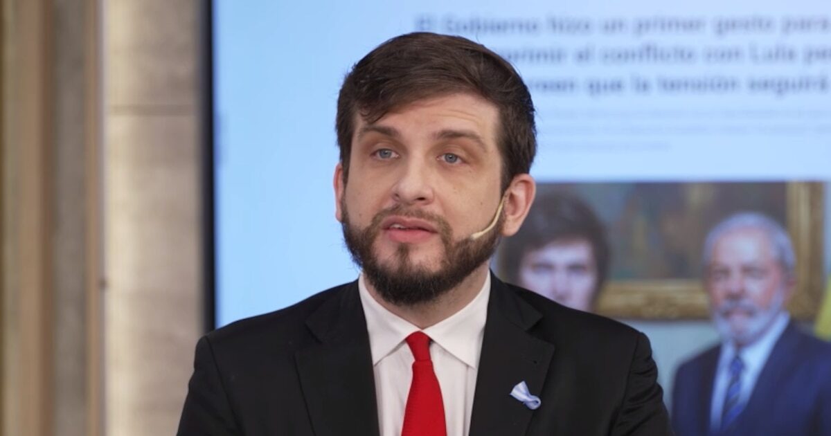 Iván Dubois durante la entrevista sobre la confianza en el Gobierno