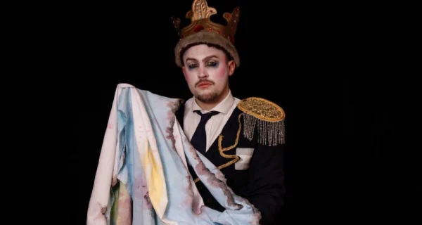 Escena de La tragedia de Celso Primero en el Teatro La Carpintería