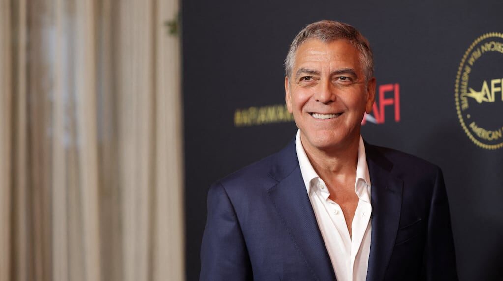 George Clooney reflexionando sobre la vida