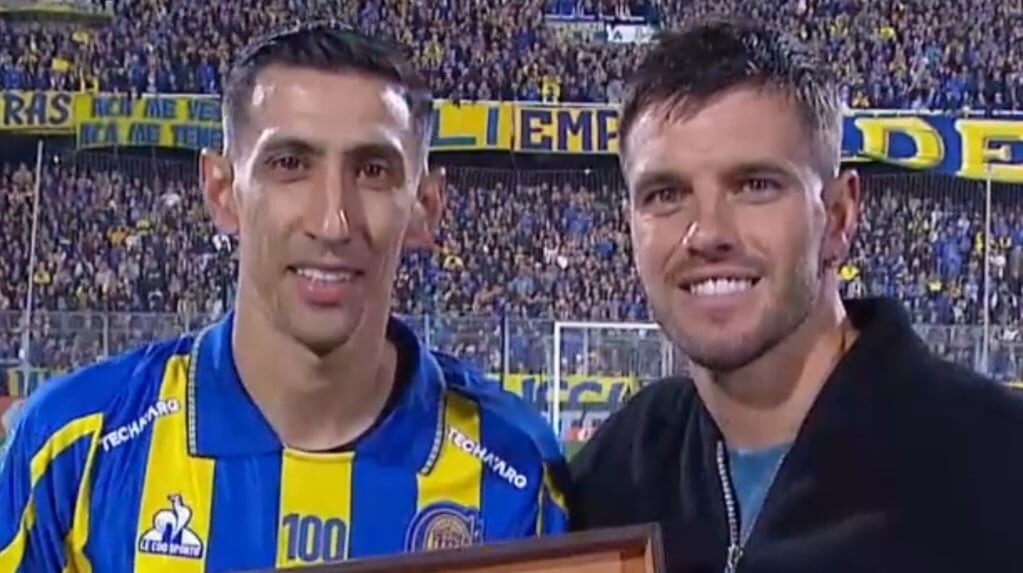 Giovani Lo Celso homenajeado en Rosario Central