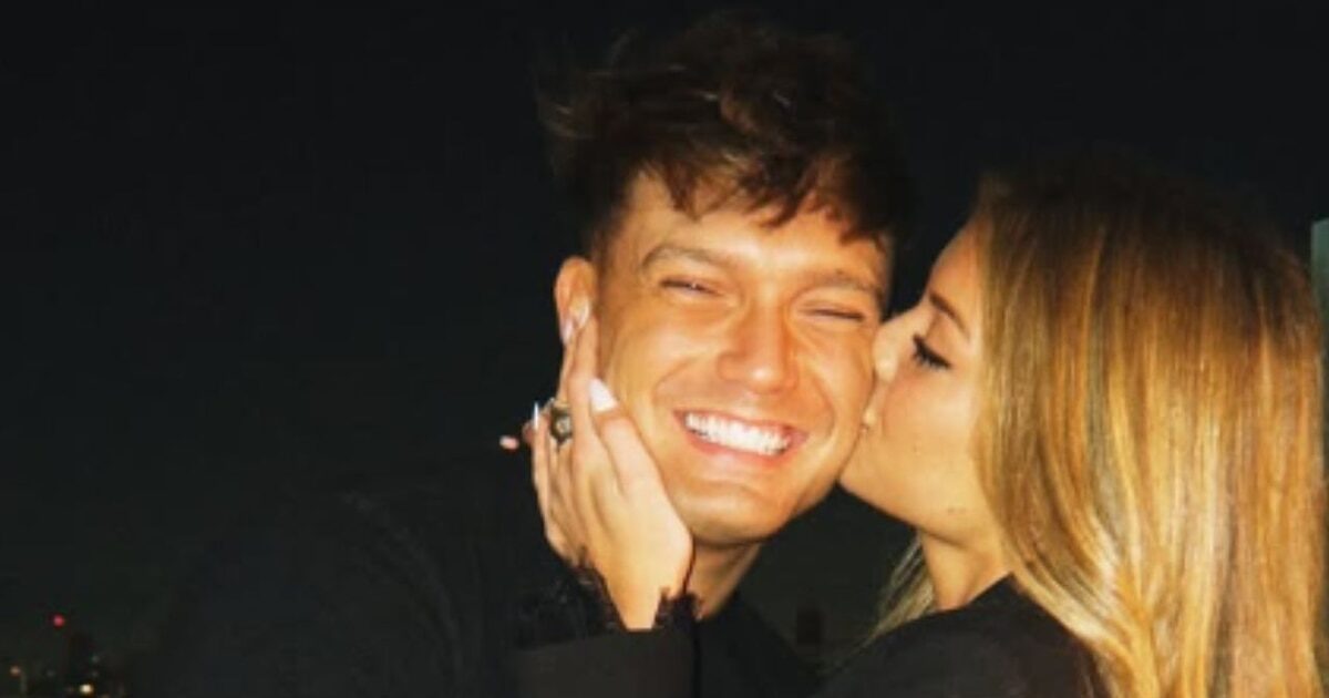 Ian Lucas y Renata Mónaco en una selfie en el Mundial 2026