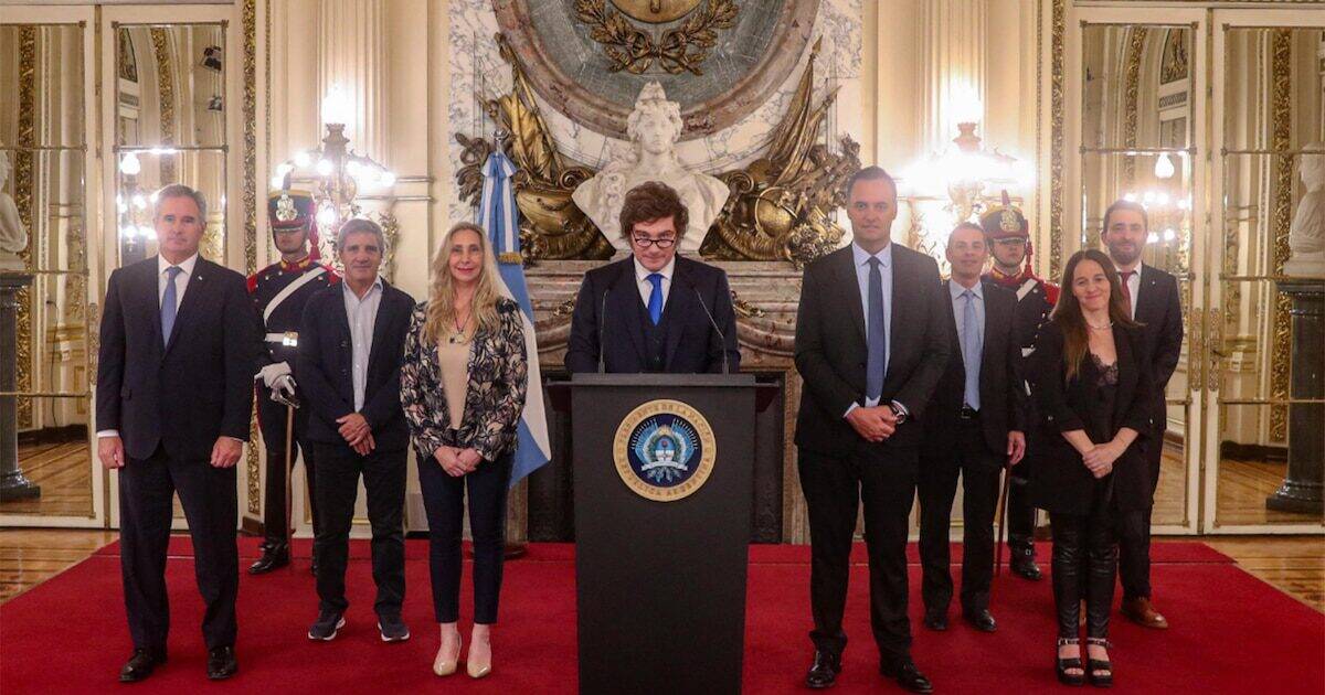 Javier Milei durante un anuncio oficial