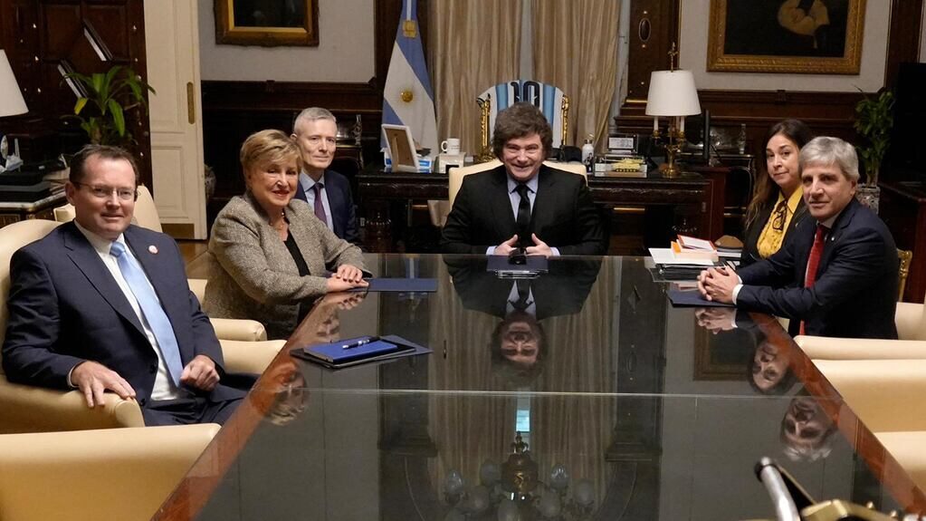 Javier Milei y Kristalina Georgieva en la Casa Rosada