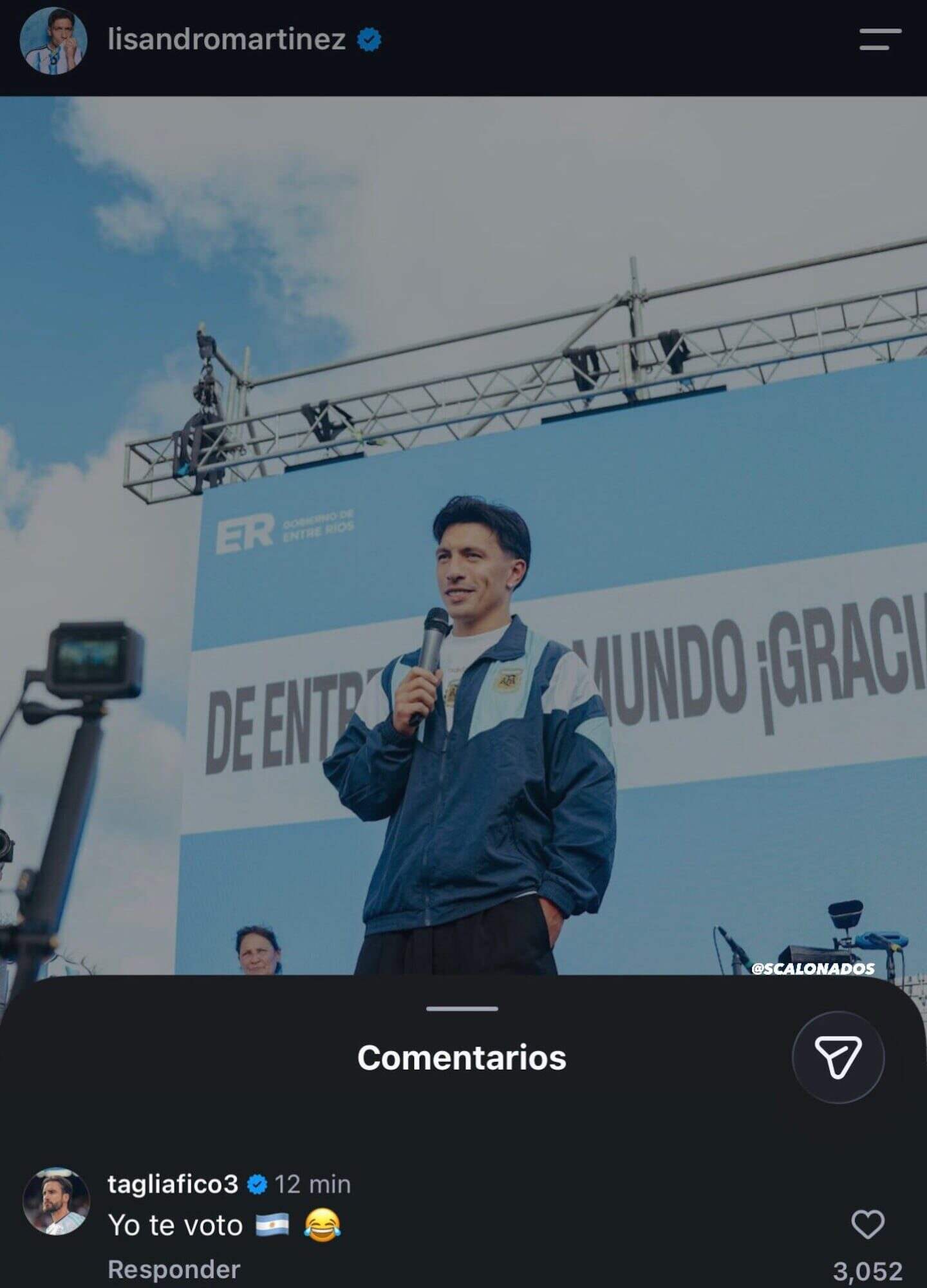 Lisandro Martínez en un evento en Gualeguay tras el Mundial 2026