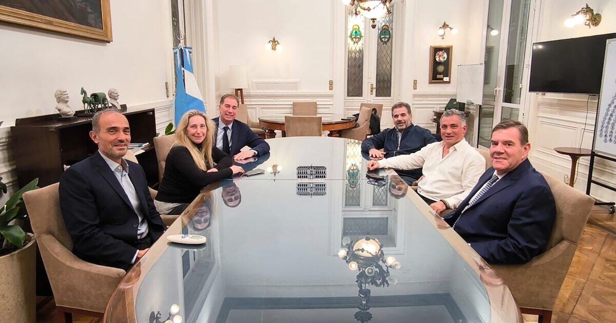 Protesta contra la reelección indefinida en Buenos Aires