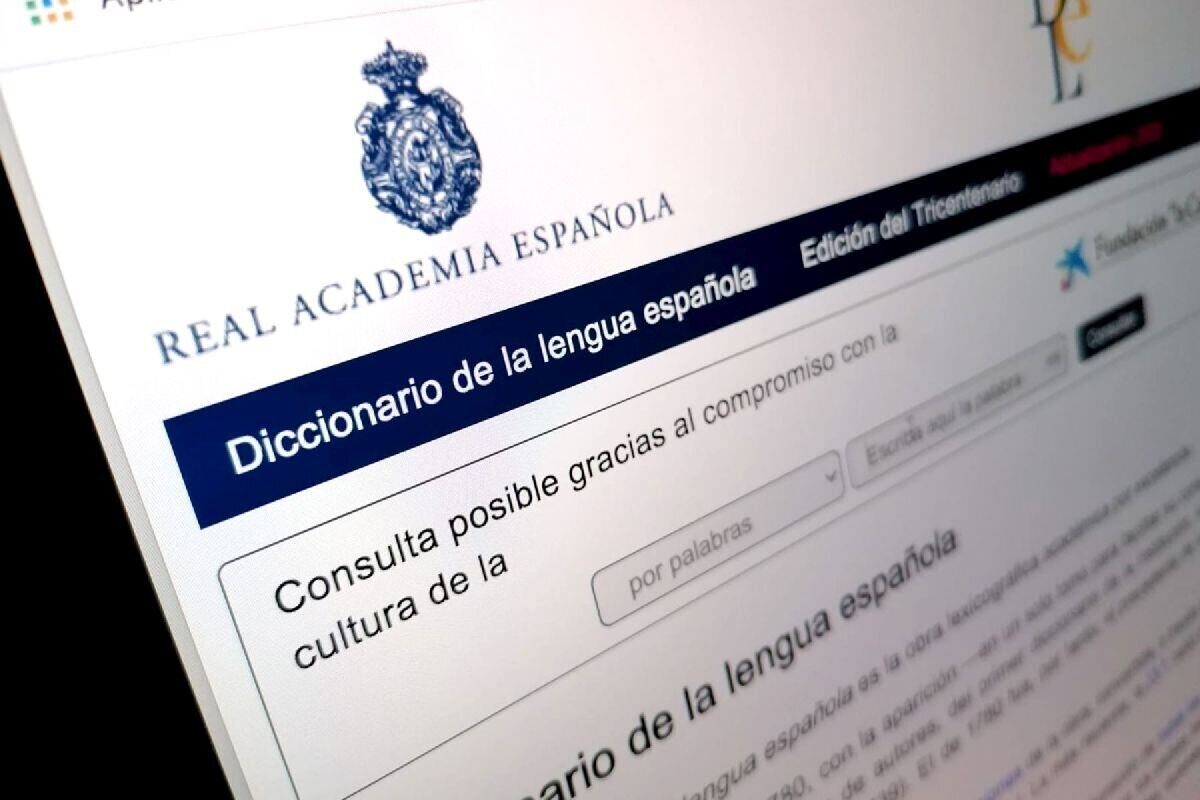 Página web de la Real Academia Española mostrando el diccionario de la lengua española