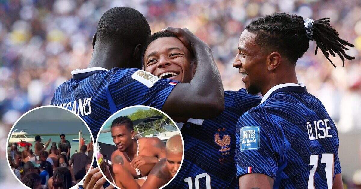 Michael Olise en vacaciones en Turquía