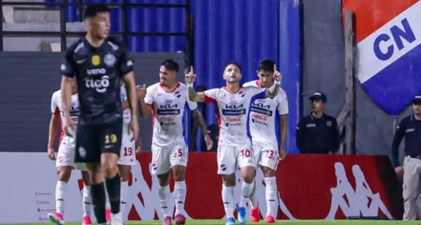 Nacional celebra su victoria contra Olimpia en el Torneo Clausura 2026