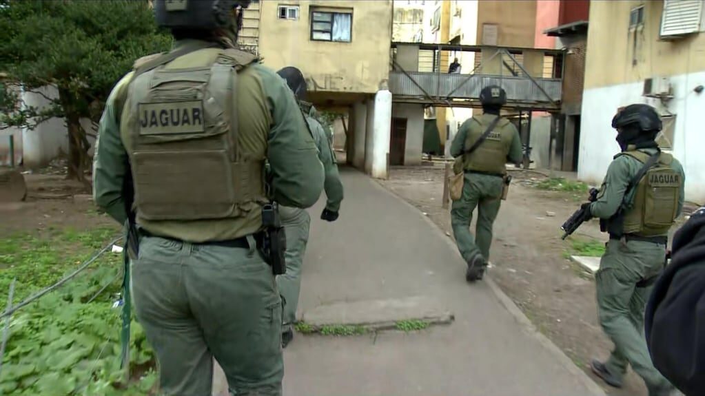 Operativo policial en Fuerte Apache
