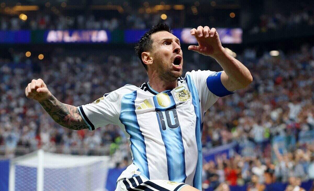 Lionel Messi celebrando un gol durante un partido del Mundial 2026
