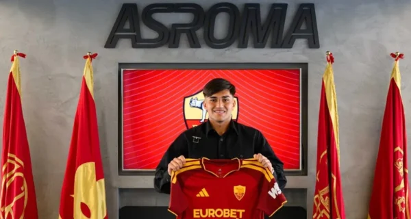 Santiago Castro presentado en la AS Roma
