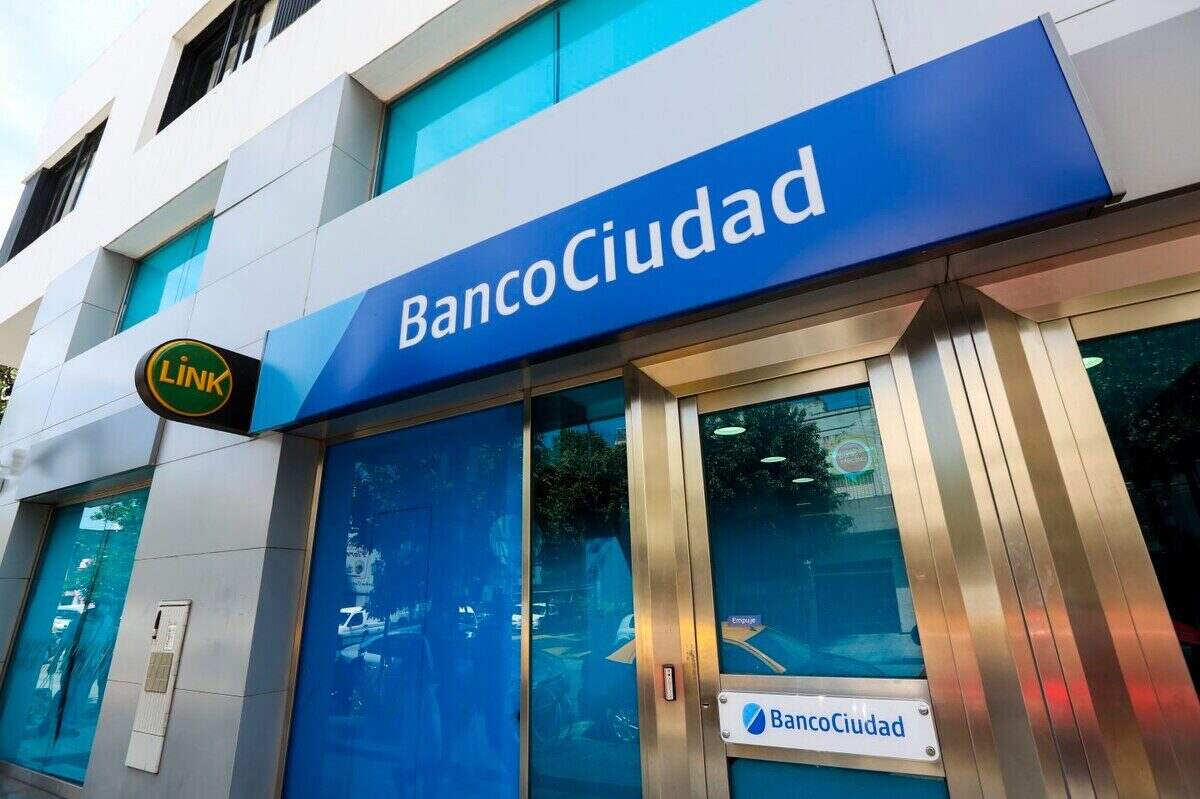 Fachada del Banco Ciudad en Buenos Aires