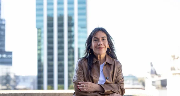 Tania Candiani en su taller en Buenos Aires