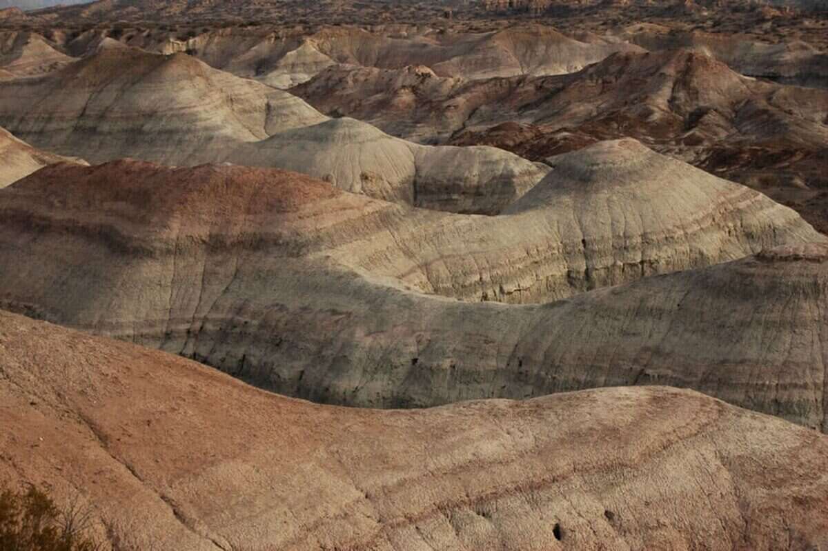 Paisaje árido de Valle Fértil en San Juan, Argentina