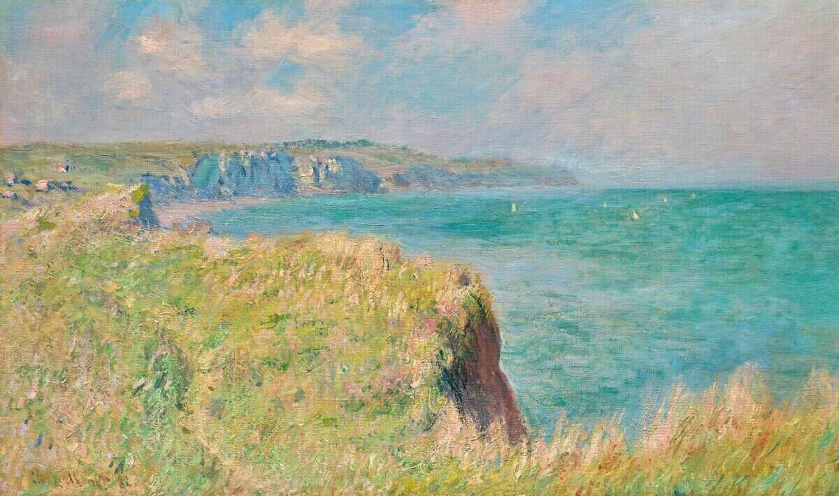 Paisaje costero con acantilados y mar en tonos suaves, obra de Claude Monet